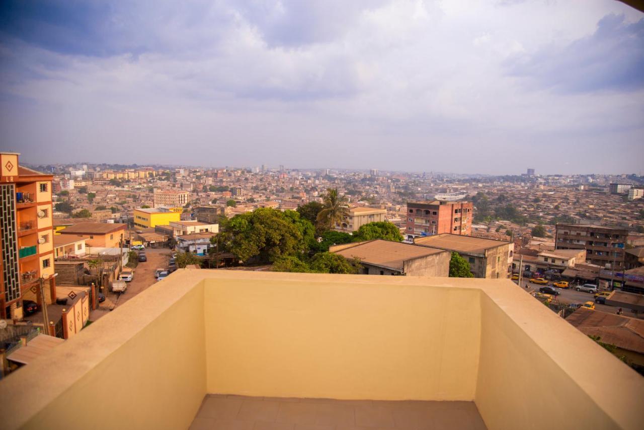 Appartement Meuble 2 Chambres Avec Salle De Bain - 1 Salon - 1E Cuisine - La Concorde - Quartier Nkomkana Yaounde Ngoại thất bức ảnh