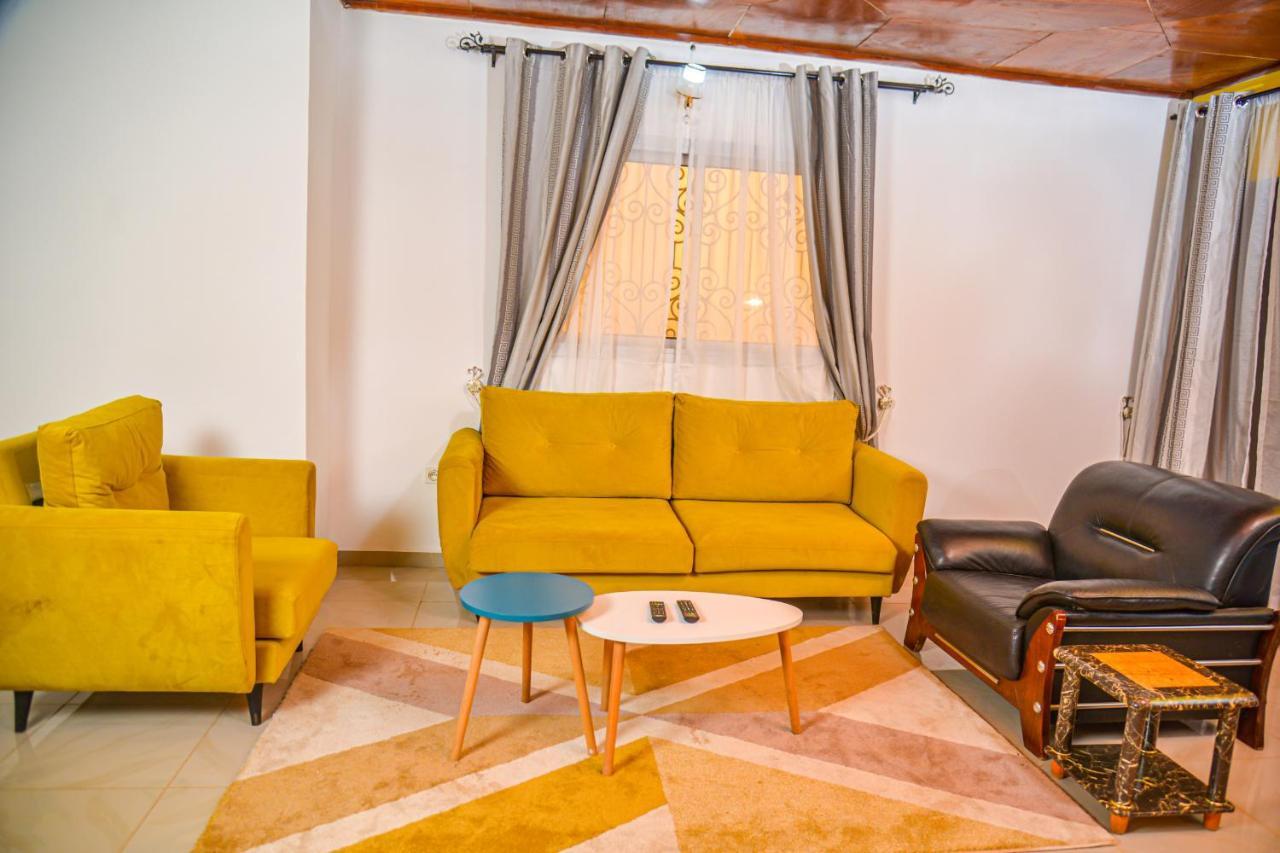 Appartement Meuble 2 Chambres Avec Salle De Bain - 1 Salon - 1E Cuisine - La Concorde - Quartier Nkomkana Yaounde Ngoại thất bức ảnh