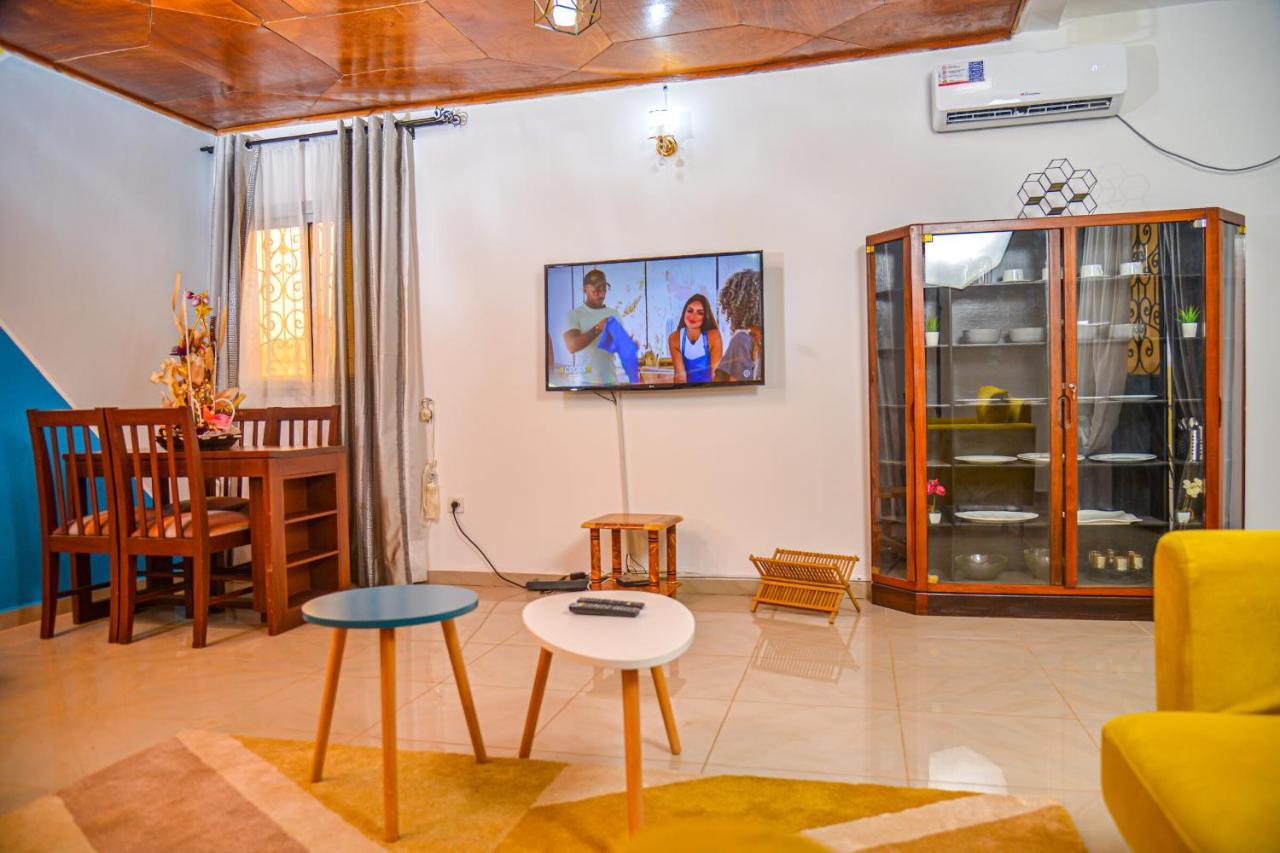 Appartement Meuble 2 Chambres Avec Salle De Bain - 1 Salon - 1E Cuisine - La Concorde - Quartier Nkomkana Yaounde Ngoại thất bức ảnh