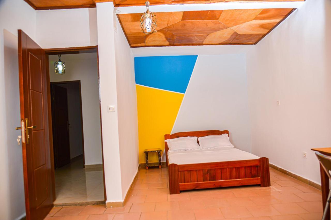 Appartement Meuble 2 Chambres Avec Salle De Bain - 1 Salon - 1E Cuisine - La Concorde - Quartier Nkomkana Yaounde Ngoại thất bức ảnh
